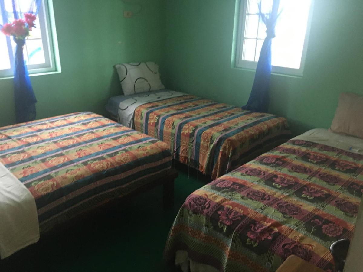 Hostal Green Coast Carenero Island Exterior foto